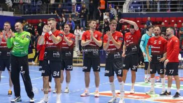 Handbal masculin: CS Dinamo București, învinsă la scor de Barca în Liga Campionilor