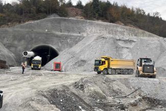 DRDP Craiova: Lucrările la secțiunea 2 a Autostrăzii A1 Sibiu-Pitești au ajuns la aproximativ 17%
