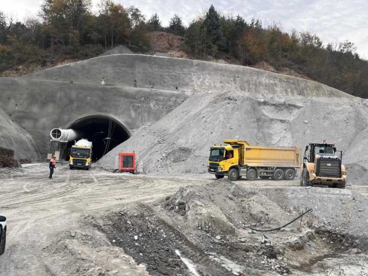 DRDP Craiova: Lucrările la secțiunea 2 a Autostrăzii A1 Sibiu-Pitești au ajuns la aproximativ 17%