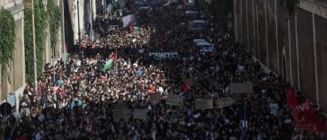 Zeci de mii de studenți protestează în Italia și cer un învățământ public mai performant și combaterea crizei climatice (GALERIE FOTO)