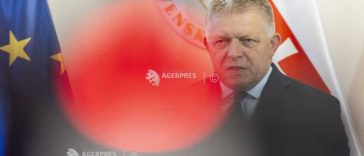 Premierul Robert Fico a părăsit prematur summitul UE pentru a pleca în Serbia să-l susțină pe Aleksandar Vucic