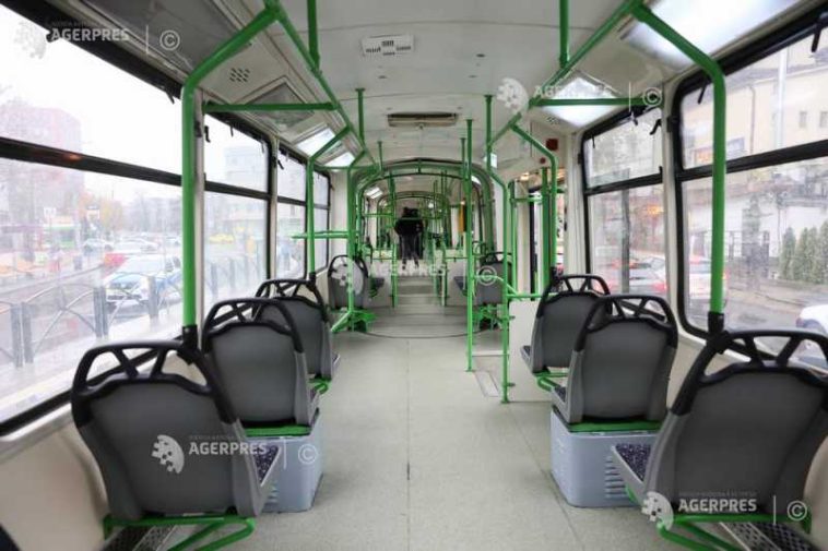 Program prelungit pentru liniile 11 și 41, sâmbătă seara,pentru preluarea spectatorilor meciului Rapid București-Corvinul Hunedoara