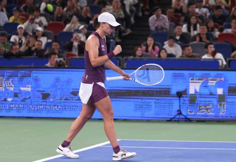 Tenis: Polonezele Iga Swiatek și Maja Chwalinska se vor întâlni în semifinale la Wuhan (WTA)