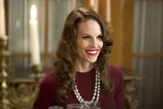 Hilary Swank, în vârstă de 52 de ani, critică reacțiile negative ce vizează sarcinile la o vârstă mai înaintată