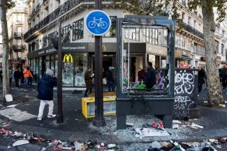 Mobilizare împotriva costului vieții în Franța: Peste 1800 de arestări, anunță ministrul de interne