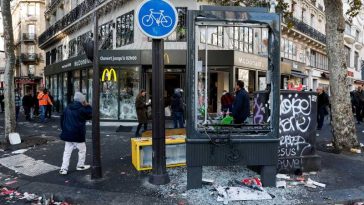 Mobilizare împotriva costului vieții în Franța: Peste 1800 de arestări, anunță ministrul de interne