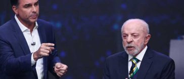 Brazilia: Lula și Flavio Bolsonaro se atacă dur în timpul primei lor dezbateri