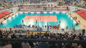 REPORTAJ Tulcea: Danubius Arena bate la ușa competițiilor europene de volei, în ciuda războiului de la graniță (GALERIE FOTO)