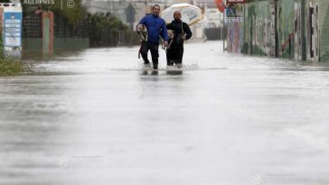 Spania/ Ploi și inundații soldate cu doi morți; locuitorii din regiunea Valencia, îndemnați să rămână în case