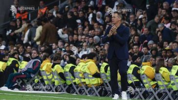 Fotbal: Antrenorul echipei Sevilla FC, Luis Garcia Plaza, a criticat dur arbitrajul de la Madrid