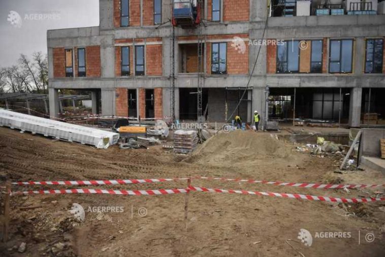 INS: Volumul lucrărilor de construcții au crescut cu 15,4% în primele opt luni ale anului