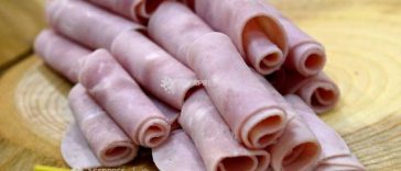 Un studiu relevă legătura dintre anumite alimente ultraprocesate și riscul de cancer colorectal