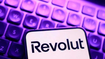 Revolut anunță perturbări ale serviciilor; clienții nu pot accesa aplicația