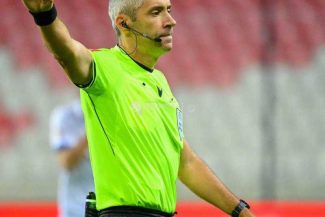 Fotbal: Arbitrii Marian Barbu și Radu Petrescu, delegați la meciuri din Conference League