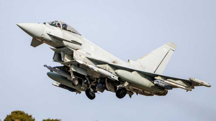 Regatul Unit va desfășura avioane de vânătoare Typhoon pentru misiuni defensive în Arabia Saudită împotriva houthi