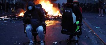 Odile, farmacistă, după protestele violente din Paris: Munca de-o viață a dispărut în două ore
