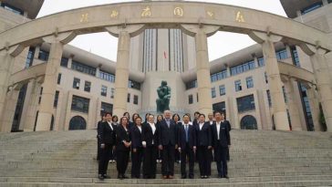Hunedoara: Colț Românesc de carte deschis la Biblioteca Provincială Shaanxi (China)