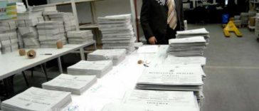 Deciziile de eliberare din funcție a consilierilor onorifici ai lui Bolojan – publicate în Monitorul Oficial