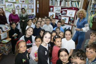BIBLIOTECA AZI/ Vrancea: Mai puțin de jumătate dintre localitățile din județ mai au biblioteci comunale