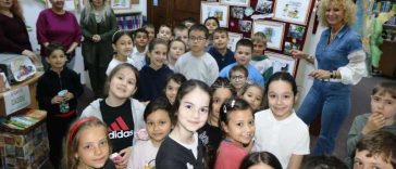 BIBLIOTECA AZI/ Vrancea:  Mai puțin de jumătate dintre localitățile din județ mai au biblioteci comunale