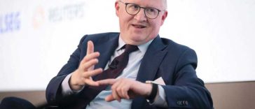 Economistul șef al BCE promovează în China extinderea rolului global al euro