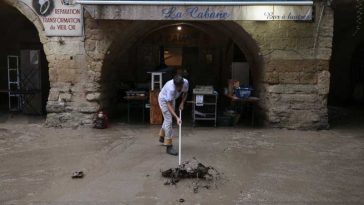 Cel puțin trei morți în urma furtunii Adam care a lovit sudul Franței