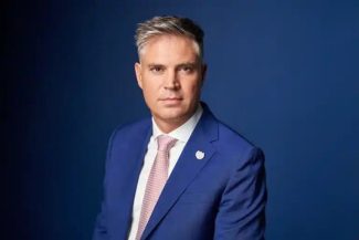 INTERVIU/Dr. Florin Lăzărescu: Inteligența artificială va avea un rol important în stomatologie, dar decizia terapeutică rămâne la medic