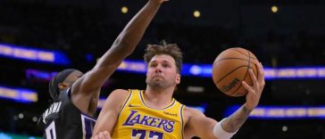 Baschet: NBA – Luka Doncic a făcut spectacol la primul meci al lui LA Lakers din acest sezon