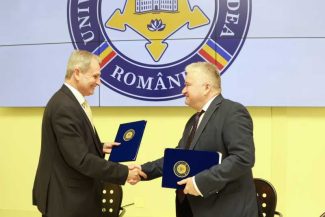 Bihor: Universitatea din Oradea și Universitatea Tehnică a Moldovei au încheiat un acord de parteneriat