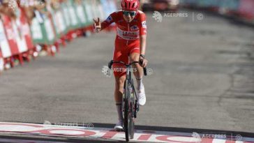 Ciclism: Tadej Pogacar și UAE Emirates, lideri indiscutabili ai clasamentelor mondiale UCI