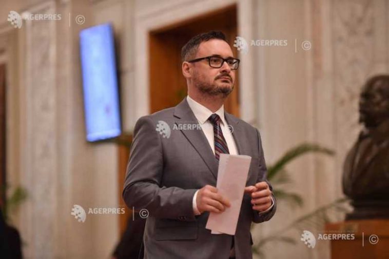 Deputatul AUR Dan Tanasă, trimis în judecată pentru incitare la ură și discriminare împotriva imigranților