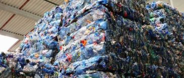Eurostat: Fiecare persoană din UE a generat, în medie, 35,9 kilograme de deșeuri de ambalaje din plastic