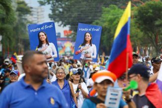 Venezuela: Mii de oameni au ieșit în stradă pentru a cere întoarcerea liderei opoziției, Maria Corina Machado