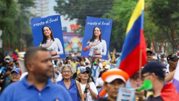 Venezuela: Mii de oameni au ieșit în stradă pentru a cere întoarcerea liderei opoziției, Maria Corina Machado