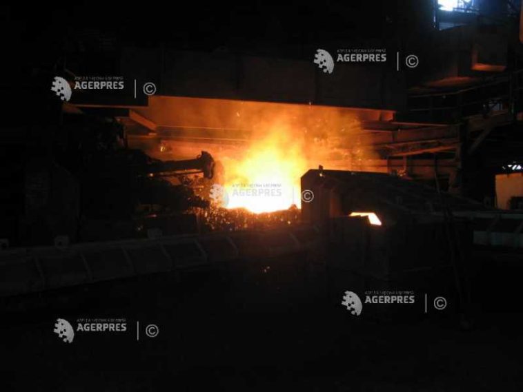 Scădere cu 2,8% a comenzilor noi din industria prelucrătoare, în primele opt luni (statistică)