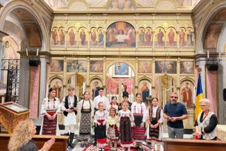 Grupul folcloric ‘Vlăstarele cântecului românesc’, concerte la Roma în cadrul unui program de promovare a culturii române