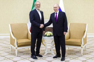 Președintele iranian Masoud Pezeshkian se va întâlni cu Vladimir Putin marți la Moscova (media)