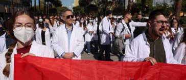 Albania: O nouă zi de mobilizare împotriva prim-ministrului Edi Rama