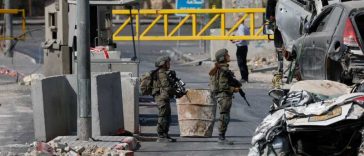 Israelul a închis punctele de acces către Hebron și a strămutat forțat aproape 500 de familii ca represalii