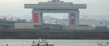 Liderul Coreei de Nord a ajuns în orașul chinez de frontieră Dandong traversând un pod recent inaugurat