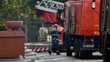 Teleorman: Explozie urmată de incendiu într-o locuință din Roșiorii de Vede; două persoane au suferit arsuri