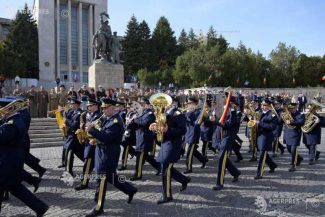 Ziua Armatei Române, marcată prin ceremonii militare și religioase