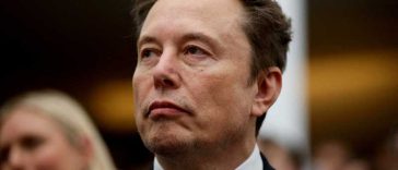Musk acuză Ucraina de încălcarea condițiilor de utilizare ale Starlink