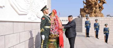 Kim Jong Un a efectuat o deplasare de o zi în China, pentru o vizită la un memorial de război