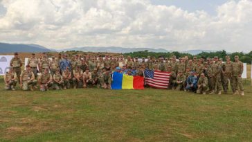 Ambasada SUA: Militarii americani și români lucrează umăr la umăr pentru siguranța flancului estic al NATO