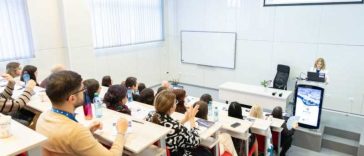 Mureș: Metode de accesare a conținutului audiovizual de către nevăzători și surzi, elaborate prin proiectul Erasmus+ AVTiA