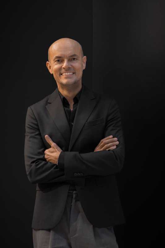 Ministerul Culturii: Attila Kim – numit Comisar al României pentru participarea la Bienala de artă de la Veneţia