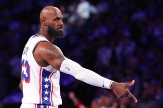 Baschet – NBA: ‘Nu am venit la Philadelphia 76ers ca să joc permanent ca pivot’, spune LeBron James