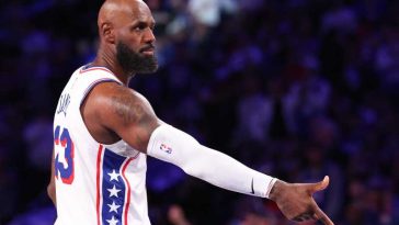 Baschet – NBA: ‘Nu am venit la Philadelphia 76ers ca să joc permanent ca pivot’, spune LeBron James