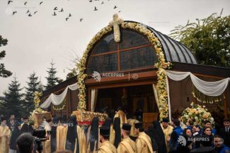Pr. Adrian Agachi: Peste 70.000 de pelerini s-au închinat la moaștele Sfântului Dimitrie cel Nou